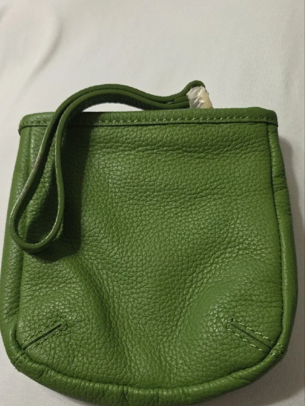 The Unbranded Brand compact green